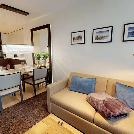 Apartment White Pearl 2.06