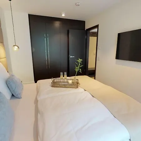 White Pearl 2.06 Apartment