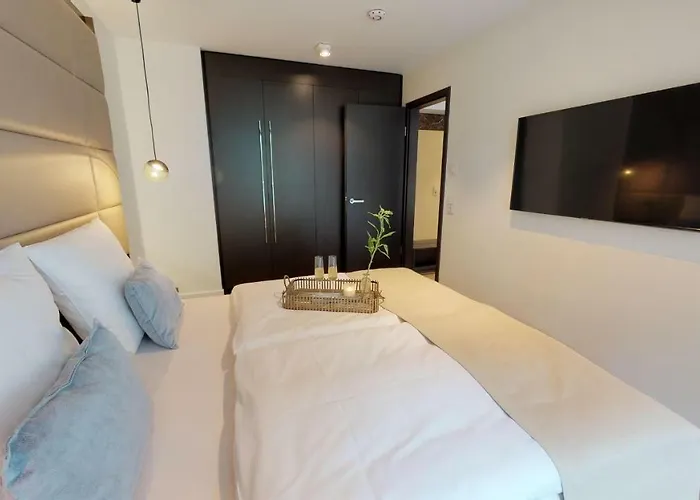 White Pearl 2.06 Apartment